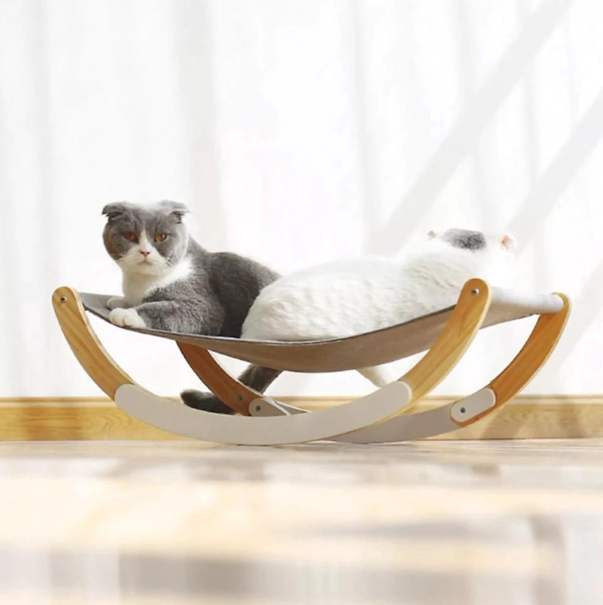 LuxeBass 2-In-1 Katten Hangmat | Hangmat Kat Met Optioneel Wiegfunctie | Wiegen Of Stabiel 4 LuxeBass 2-In-1 Katten Hangmat | Hangmat Kat Met Optioneel Wiegfunctie | Wiegen Of Stabiel - Afbeelding 4