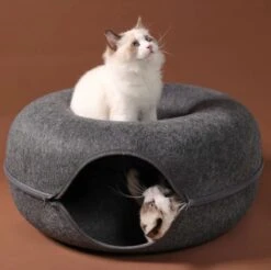 Merkloos A.K.A. Kattentunnel En Kattenmand In-1 – Kattenspeelgoed Speeltunnel Kattenhuis – Kattenhol Rond Kattenspeeltjes - Cat Cave Donut - Antraciet Vilt -Katten En Honden Verkoop Winkel 1200x1195 6