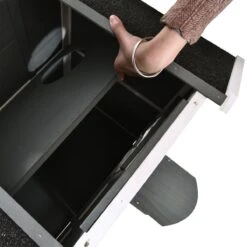 PawHut Kattenhuis Voor Buiten Kattenhut Met 2 Verdiepingen Kattenvilla, Asfaltdak, Massief Hout Grijs D30-236 14 PawHut Kattenhuis Voor Buiten Kattenhut Met 2 Verdiepingen Kattenvilla, Asfaltdak, Massief Hout Grijs D30-236 -Katten En Honden Verkoop Winkel 1200x1200 457